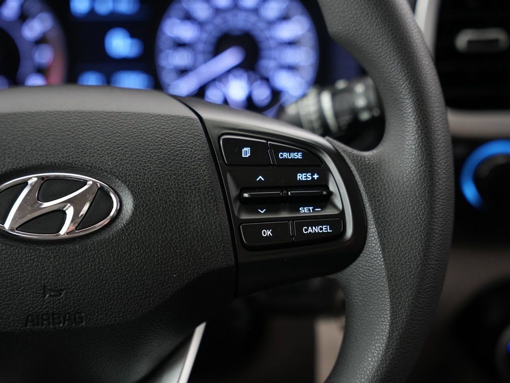 Used 2020 Hyundai Venue SEL FWD image 13