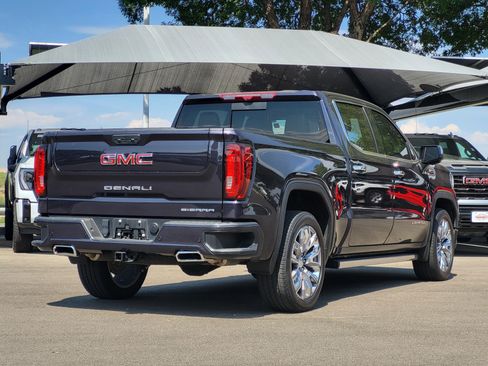 Used 2023 GMC Sierra 1500 Denali w/ Denali Reserve Package AWD/4WD image 7