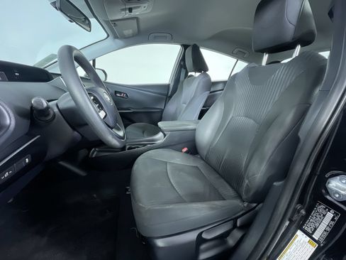 Used 2016 Toyota Prius Two FWD image 15
