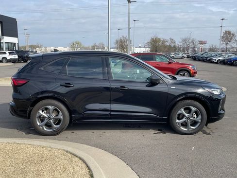 Used 2024 Ford Escape ST-Line FWD image 9