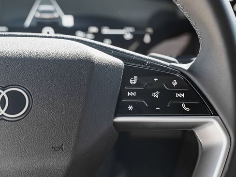 Certified 2025 Audi Q5 Premium w/ Premium Plus AWD/4WD image 19