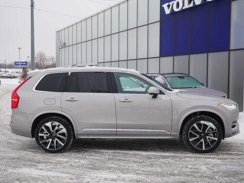 New 2025 Volvo XC90 T8 Ultra w/ Protection Package Premier image 2