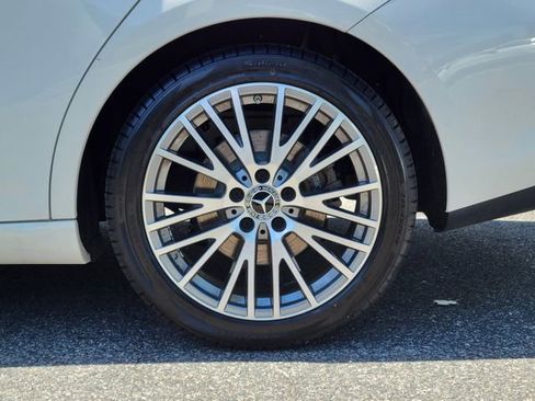 Used 2025 Mercedes-Benz CLA 250 image 14