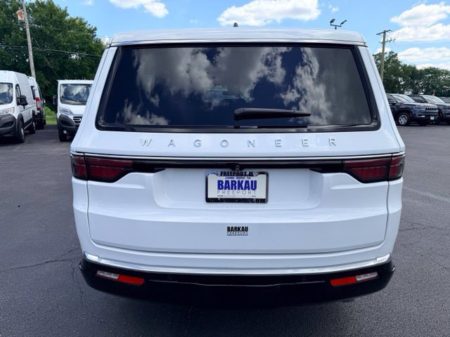 Used 2025 Jeep Wagoneer L Series III AWD/4WD image 28