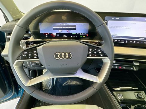New 2026 Audi Q3 quattro 2.0T AWD/4WD image 11
