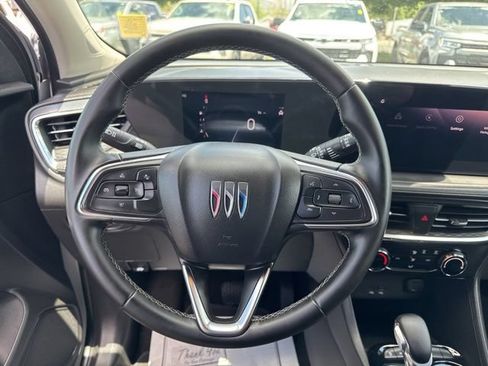 Certified 2025 Buick Encore GX Preferred AWD/4WD image 14