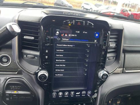 Used 2021 RAM 2500 Limited image 21