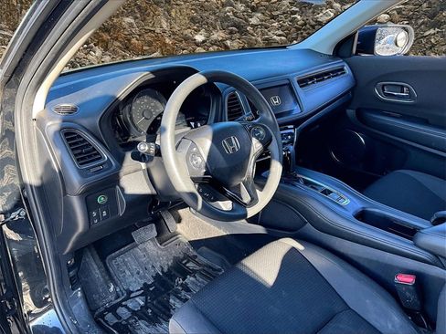 Used 2020 Honda HR-V EX image 11