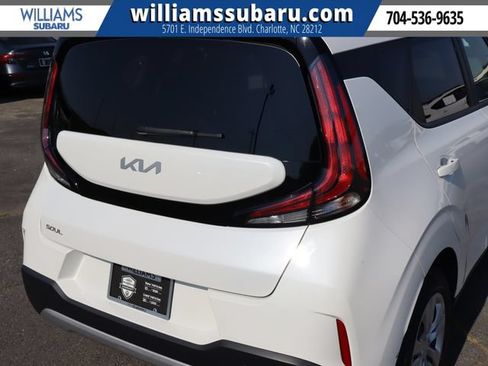 Used 2024 Kia Soul LX FWD image 12