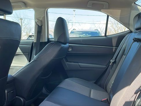 Used 2016 Toyota Corolla S image 22