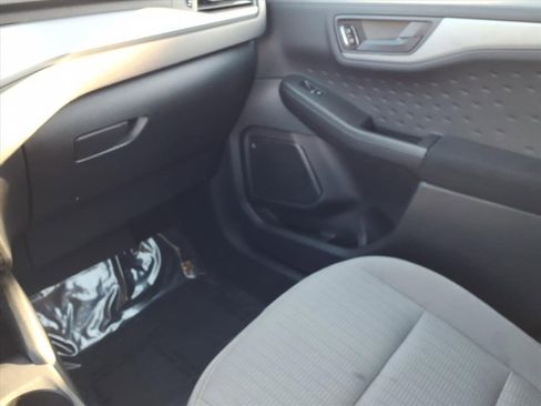 Used 2020 Ford Escape S image 22