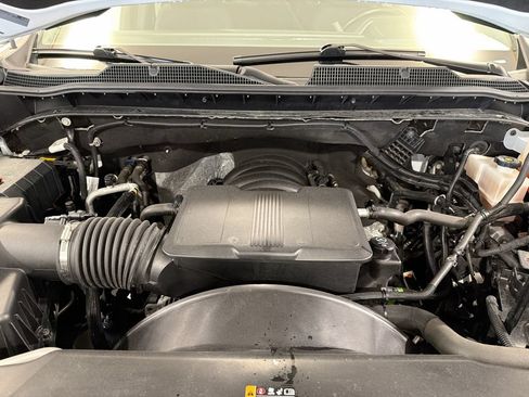 Used 2024 Chevrolet Silverado 2500 LT AWD/4WD image 29