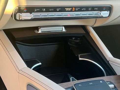 Certified 2022 Mercedes-Benz GLE 350 4MATIC image 25