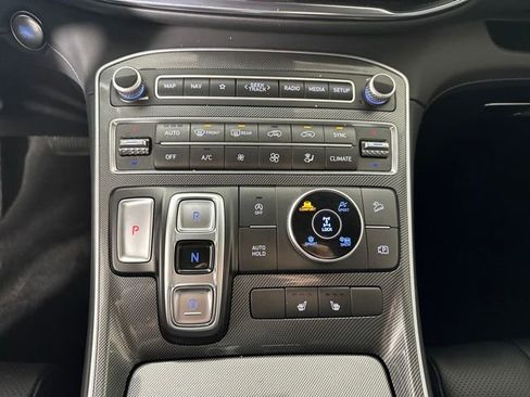 Used 2023 Hyundai Santa Fe SEL w/ Premium Package image 23