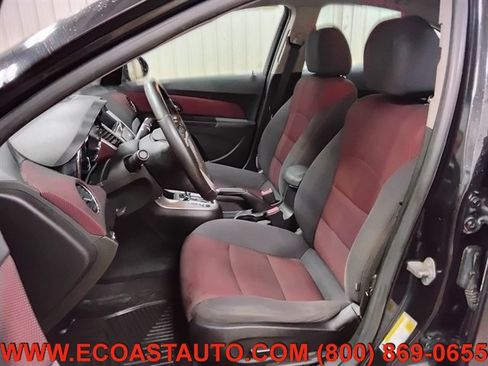 Used 2014 Chevrolet Cruze LT w/ RS Package FWD image 10