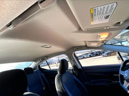 Used 2025 Nissan Versa SV image 14