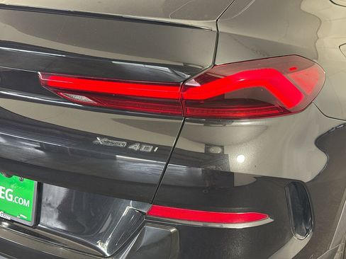 Used 2022 BMW X6 xDrive40i w/ Premium Package image 34