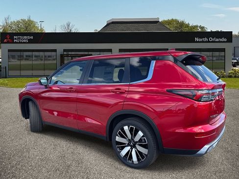 New 2026 Mitsubishi Outlander SE FWD image 4