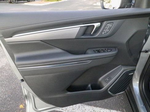 New 2026 Buick Enclave Preferred image 12