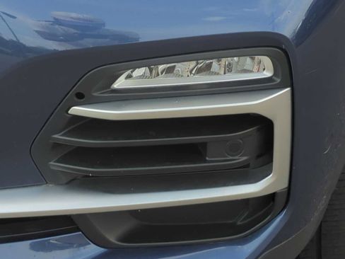 Used 2019 BMW X5 xDrive50i image 11