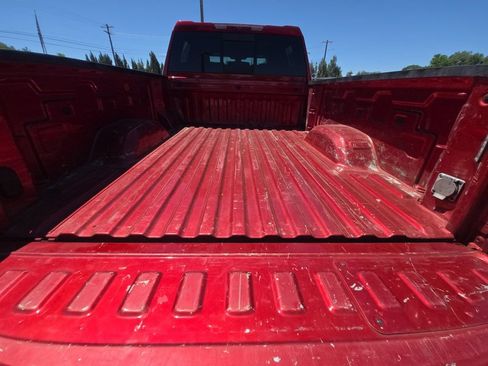 Used 2022 Chevrolet Silverado 2500 LTZ w/ LTZ Convenience Package AWD/4WD image 16