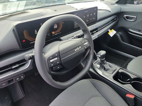 New 2026 Kia K4 FWD image 21