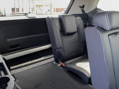 Used 2023 Volkswagen Atlas SEL image 13