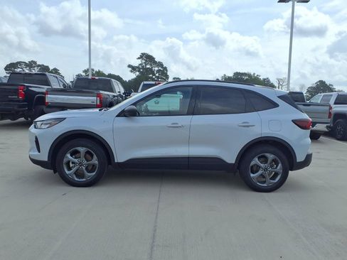 Used 2025 Ford Escape ST-Line AWD/4WD image 9