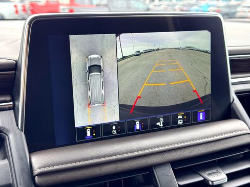 Used 2022 Chevrolet Tahoe LT w/ Luxury Package image 30