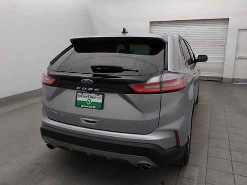 Used 2024 Ford Edge Titanium image 7