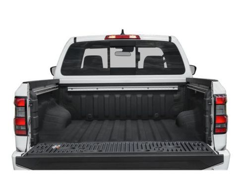 Used 2025 Nissan Frontier SV image 16