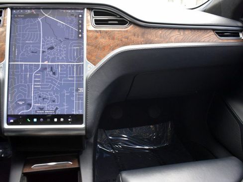 Used 2018 Tesla Model S 100D AWD/4WD image 10