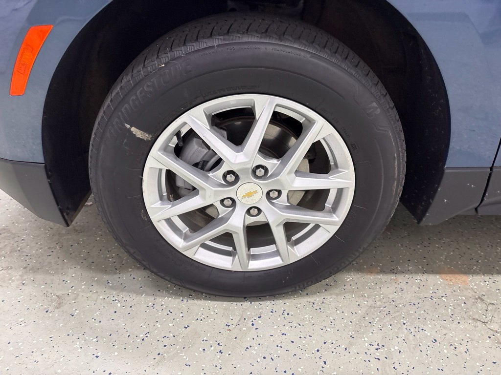 Used 2024 Chevrolet Equinox LT AWD/4WD image 11