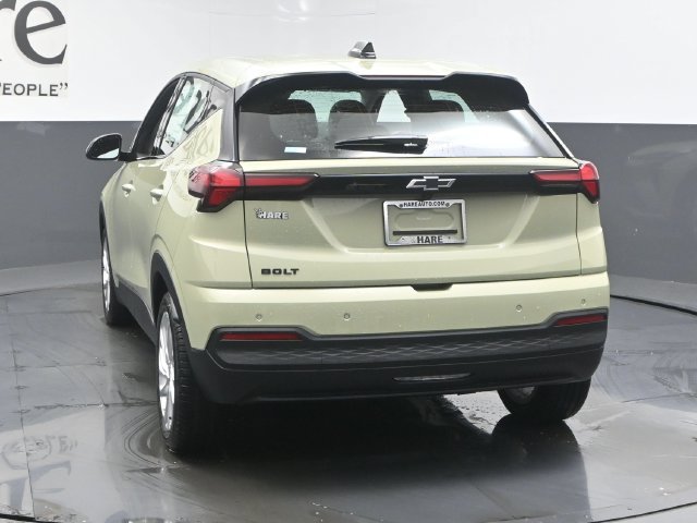New 2027 Chevrolet Bolt LT w/ Comfort Package FWD image 14