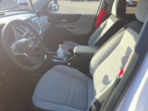 Used 2024 Chevrolet Equinox LT image 9