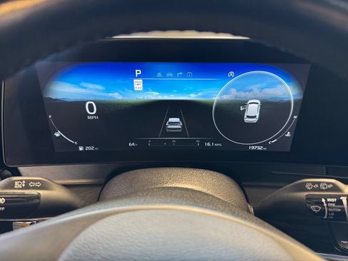Certified 2025 Kia Sportage X-Pro AWD/4WD image 16