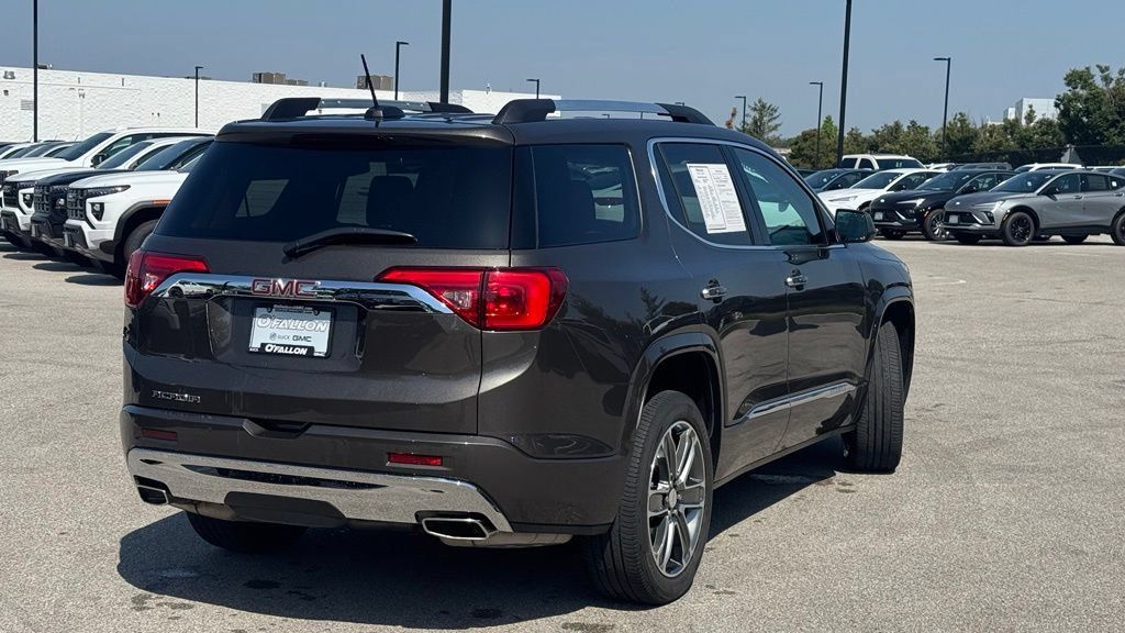 Used 2019 GMC Acadia Denali w/ Technology Package FWD image 2
