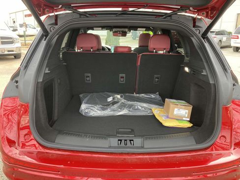 New 2025 Lincoln Corsair Reserve w/ Equipment Group 202A image 15