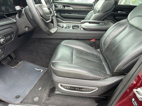 Certified 2025 Jeep Grand Wagoneer Series II Obsidian w/ Quick Order Packagew 28T AWD/4WD image 16