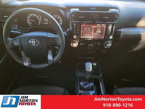 Used 2020 Toyota 4Runner TRD Off-Road image 28