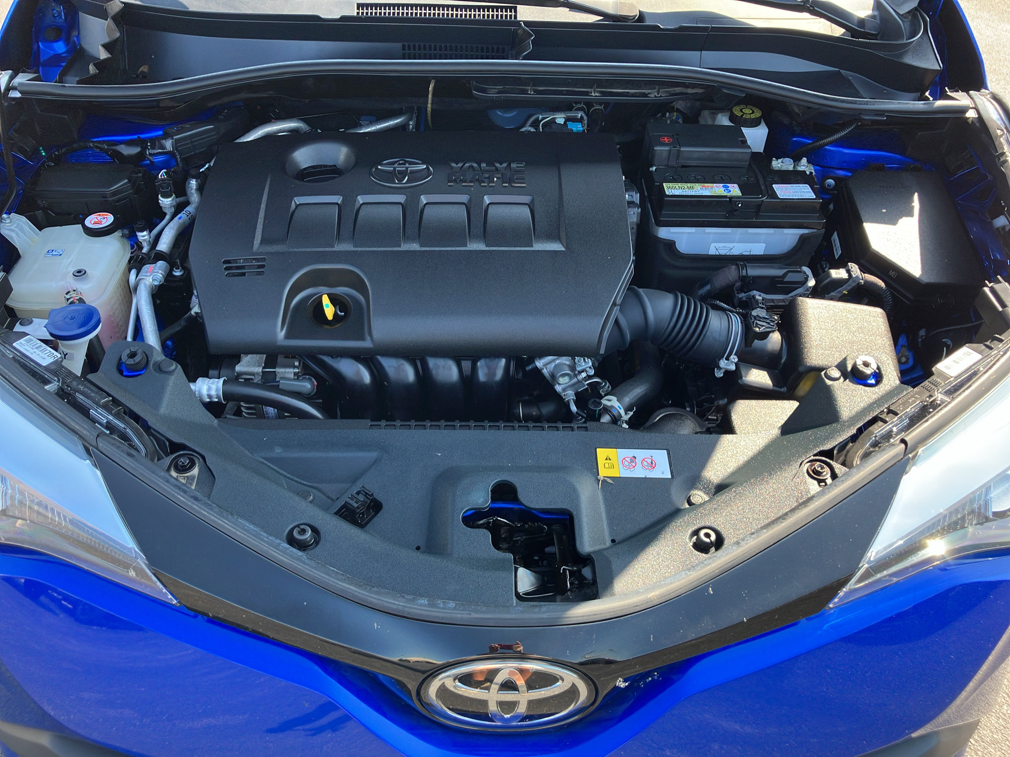 Used 2021 Toyota C-HR XLE FWD image 35