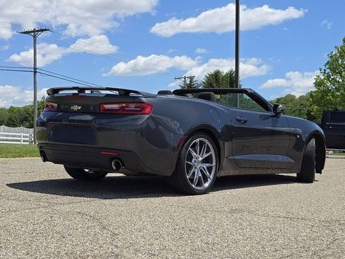 Used 2018 Chevrolet Camaro SS RWD image 15