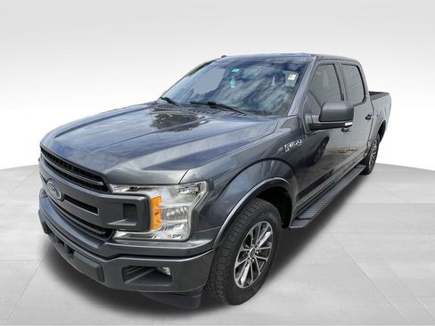 Used 2018 Ford F150 XLT w/ Equipment Group 302A Luxury image 4