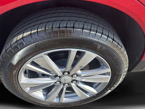 Used 2025 Cadillac XT5 Premium Luxury w/ Technology Package image 35