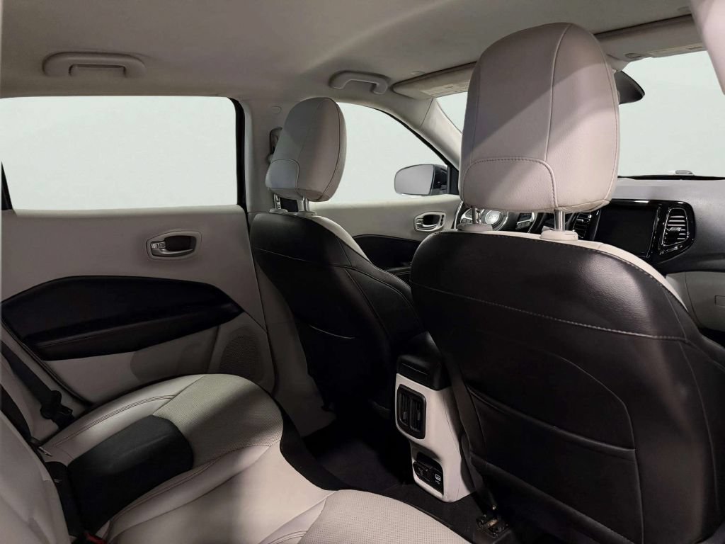 Used 2020 Jeep Compass Limited w/ Safety & Security Group FWD image 24