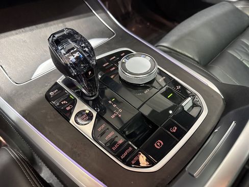 Used 2022 BMW X5 xDrive45e w/ M Sport Package image 18