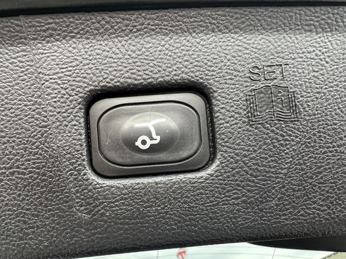 Used 2024 Ford Edge SEL w/ Convenience Package AWD/4WD image 48