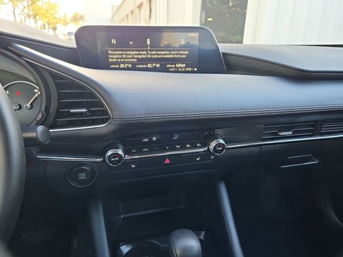 Used 2025 MAZDA MAZDA3 s image 19