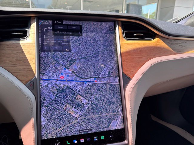 Used 2020 Tesla Model S Long Range AWD/4WD image 30