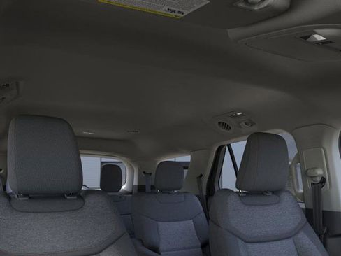 New 2026 Ford Explorer Active image 22
